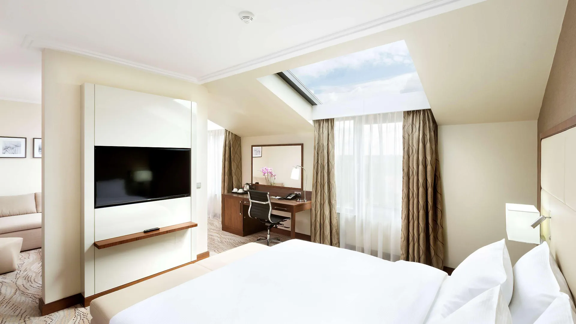 Doubletree By Hilton Hotel & Conference Centre Warszawa