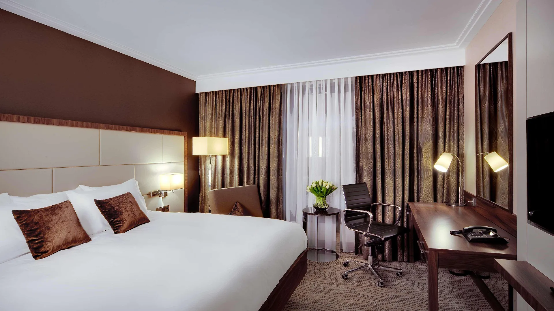 ****  Doubletree By Hilton Hotel & Conference Centre Warszawa Polen