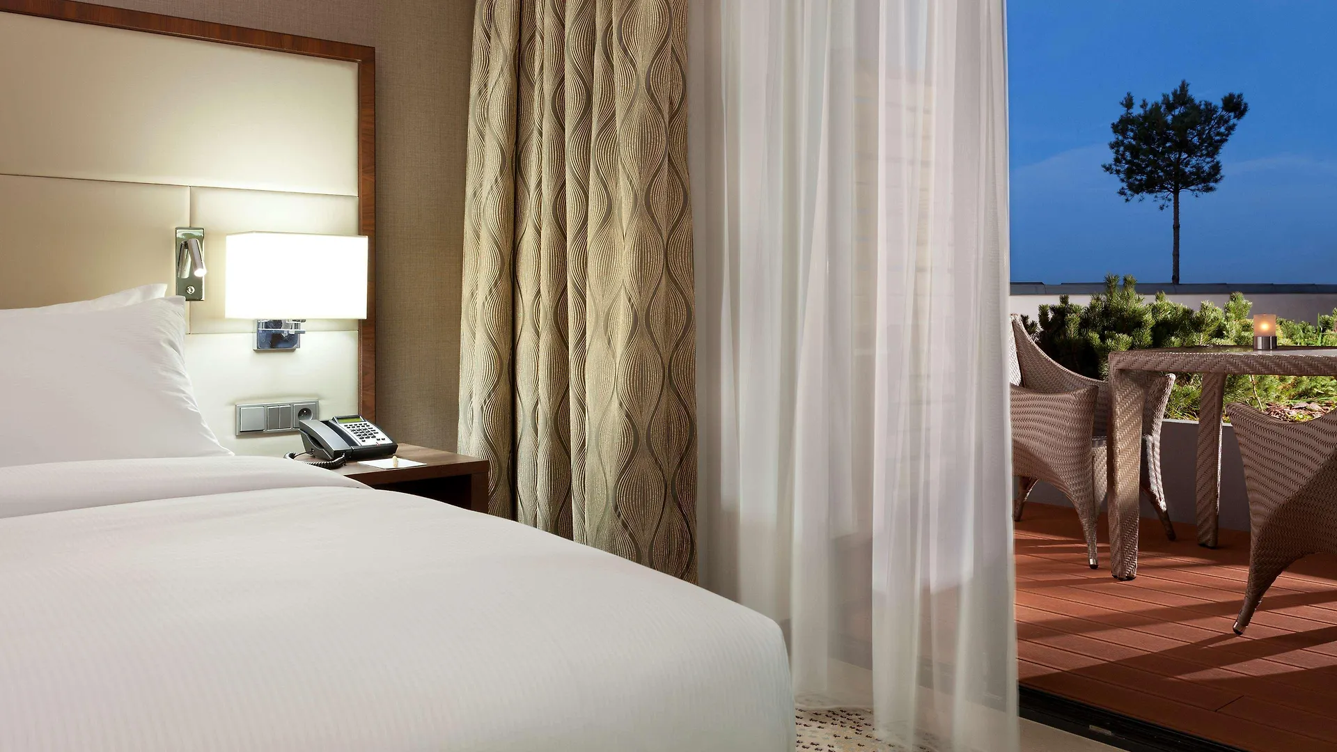Doubletree By Hilton Hotel & Conference Centre Warszawa