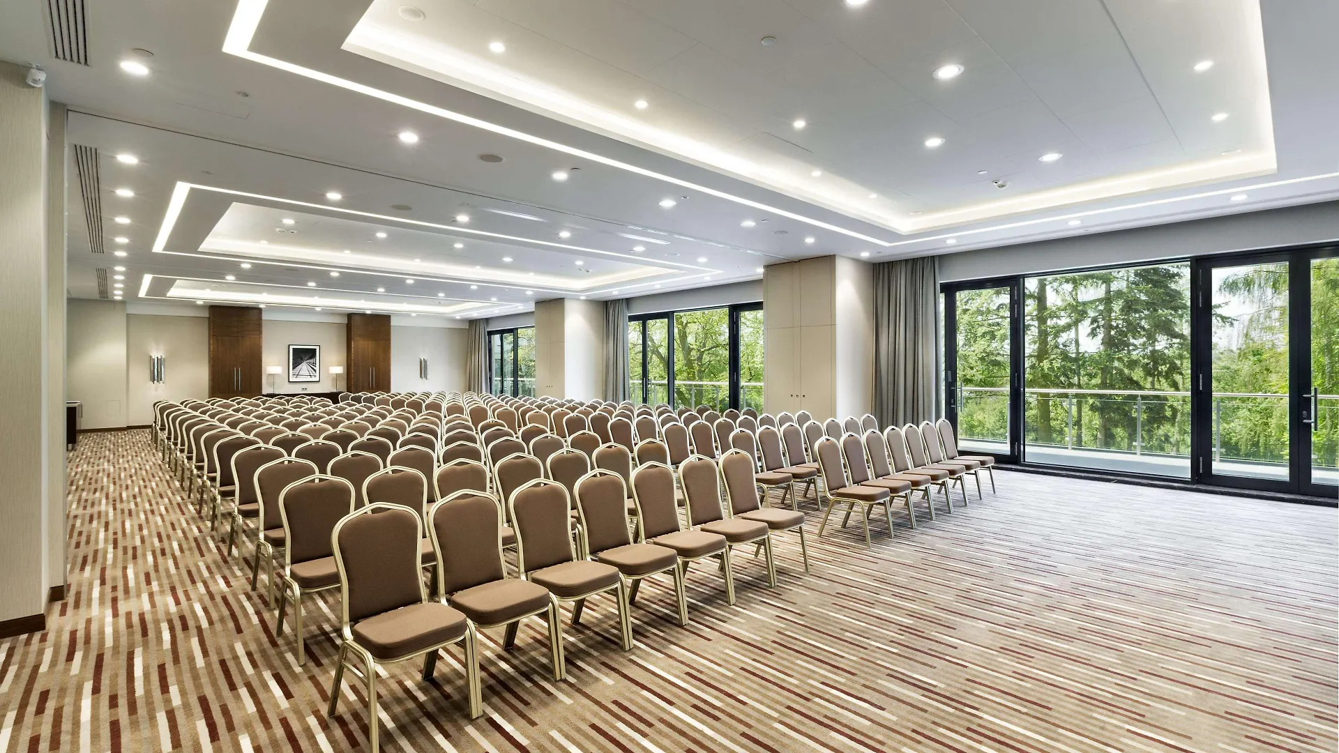 Doubletree By Hilton Hotel & Conference Centre Warszawa
