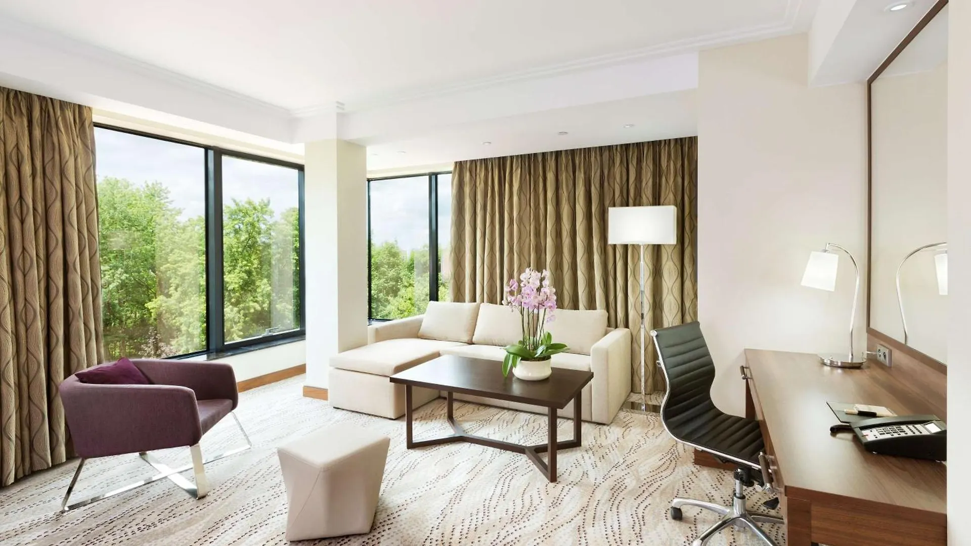 ****  Doubletree By Hilton Hotel & Conference Centre Warszawa Polen