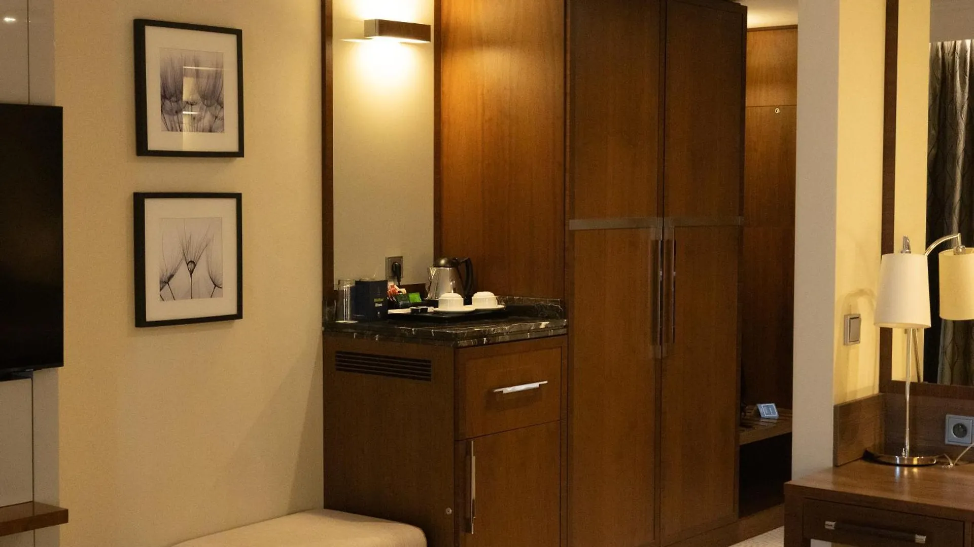 Doubletree By Hilton Hotel & Conference Centre Warszawa