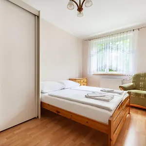 https://vacationclub-apartament-warynskiego-14c.szklarskaporebahotels.net