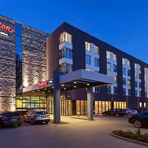 Hampton By Hilton Airport Hotell