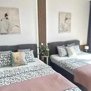 Apartment Exclusive Smolna, Warschau