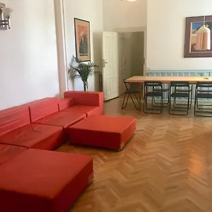 Bed & Breakfast 4th Floor