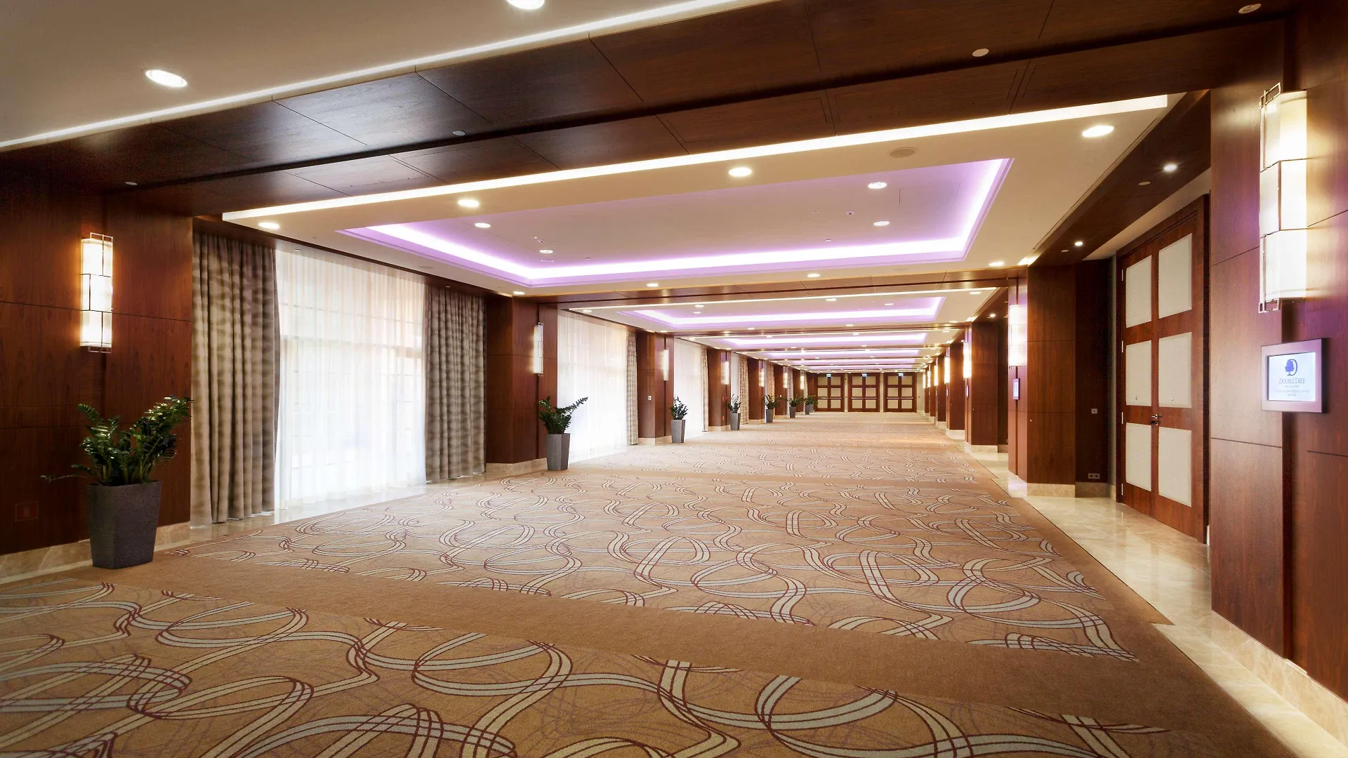 Doubletree By Hilton Hotel & Conference Centre Warsaw