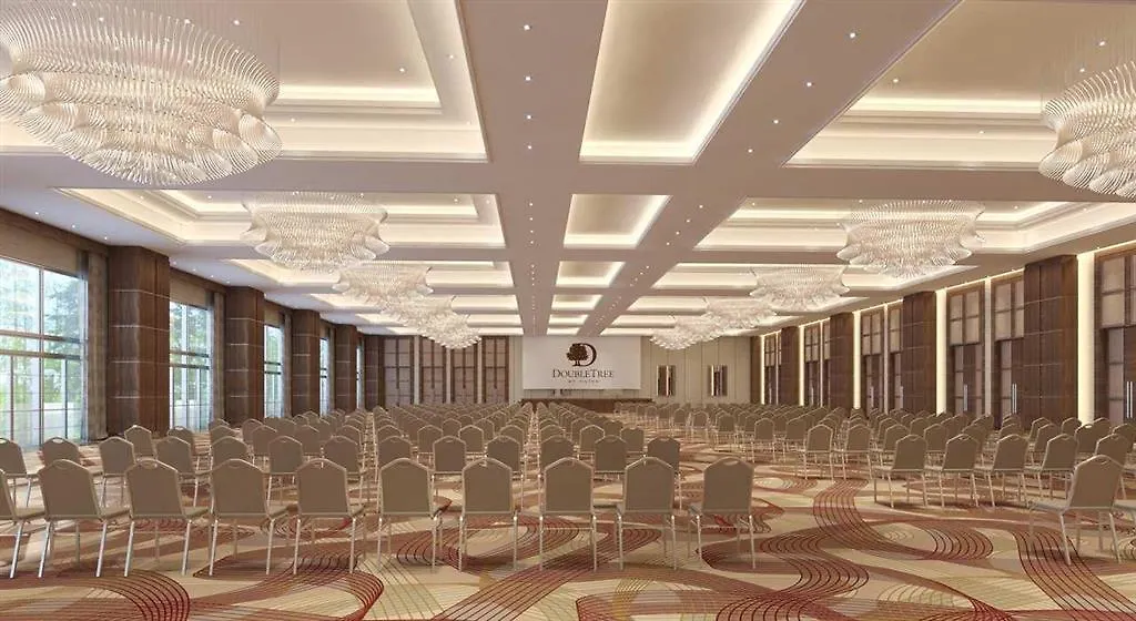 Doubletree By Hilton Hotel & Conference Centre Warsaw 4*,  Poland